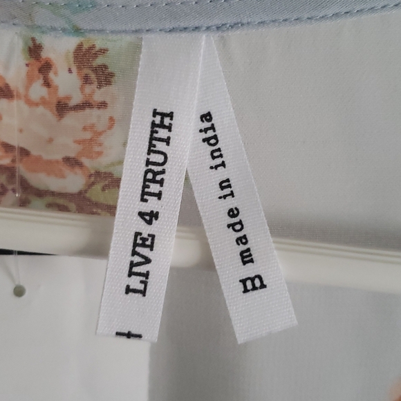 Sheer asymmetrical top - Picture 7 of 7